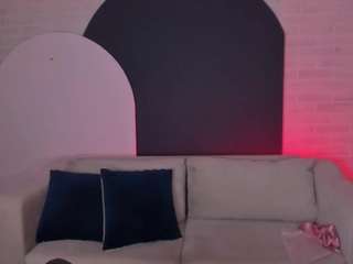 NiaMillerX nude before cam. Free Live Sex Chat Room