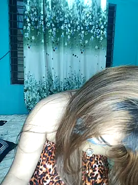 Priyanka-1 xxx strip on cam for live porn chat