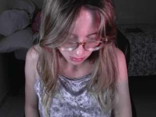 Reenkittyy nude before cam. Free Live Sex Chat Room