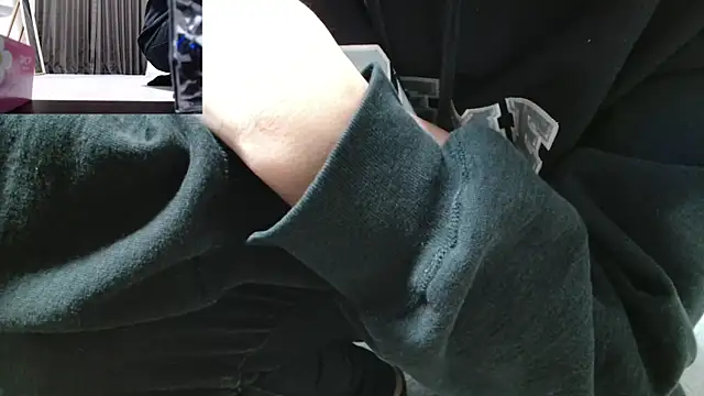 Stretch-man xxx strip on cam for live porn chat