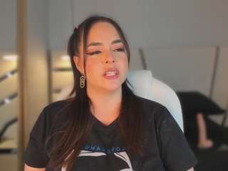 Alyn-Moon nude before cam. Free Live Sex Chat Room