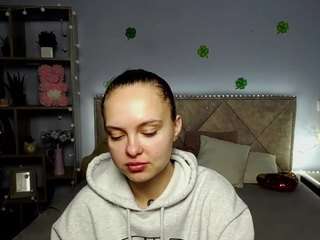 KhaleesiMoon nude before cam. Free Live Sex Chat Room
