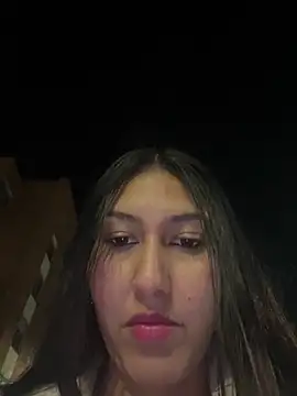 Moly_lof xxx strip on cam for live porn chat