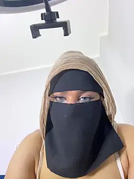 Lola-bunny-arab xxx strip on cam for live porn chat