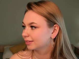 QuennaBready nude before cam. Free Live Sex Chat Room