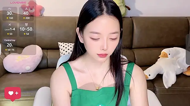 Alin250 xxx strip on cam for live porn chat