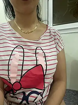 Rasha-arabic xxx strip on cam for live porn chat