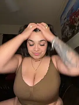 DANELYK xxx strip on cam for live porn chat