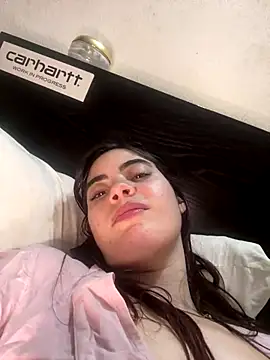 Estreladamanha xxx strip on cam for live porn chat