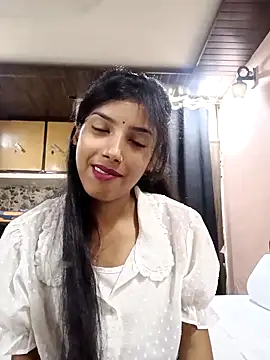 Flyunicorn69 xxx strip on cam for live porn chat