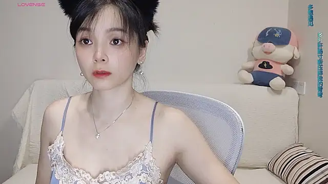 -Zara- xxx strip on cam for live porn chat