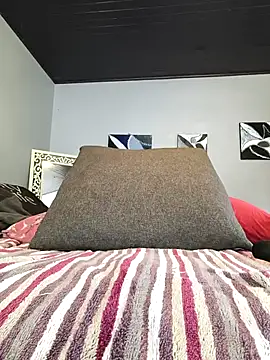 Lorna_h xxx strip on cam for live porn chat