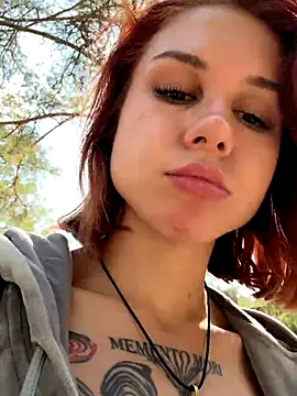 RosieSecret xxx strip on cam for live porn chat