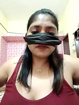 Tamilrohini xxx strip on cam for live porn chat