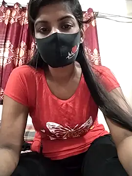 Queen-Any xxx strip on cam for live porn chat
