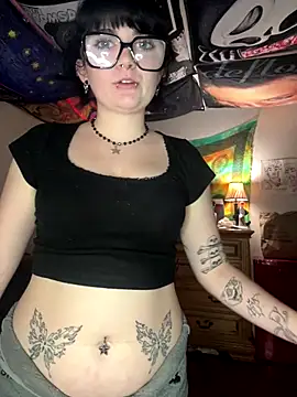 Slttystargirl xxx strip on cam for live porn chat