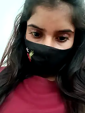 Aaisha-16 xxx strip on cam for live porn chat