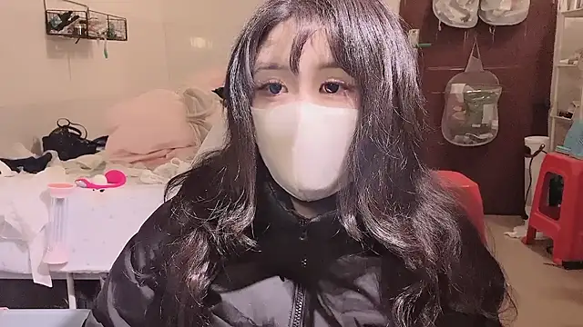 LT-333 xxx strip on cam for live porn chat