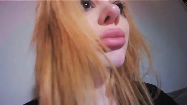 AlyssaFoxx_ xxx strip on cam for live porn chat