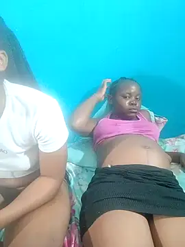 JuicyBerrie xxx strip on cam for live porn chat