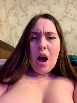 Miellpopss xxx strip on cam for live porn chat