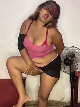 HOTDOTASS xxx strip on cam for live porn chat