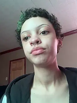 Jojosbizarrelyf xxx strip on cam for live porn chat