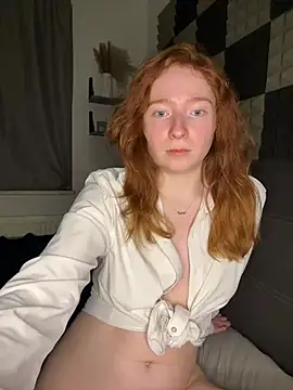 HoneyBunnyyy xxx strip on cam for live porn chat