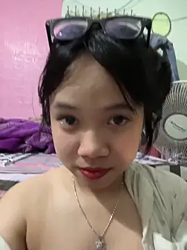 Leeeeiu xxx strip on cam for live porn chat