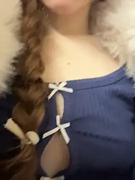Outside_rosy xxx strip on cam for live porn chat