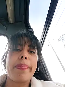 _andrea30 xxx strip on cam for live porn chat
