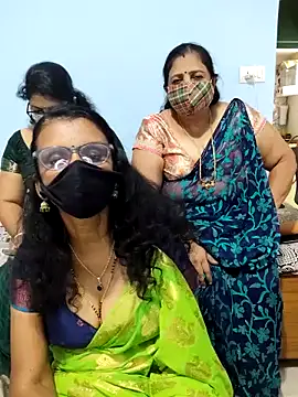 Kannadasexywifes xxx strip on cam for live porn chat