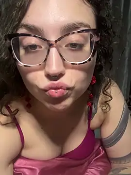 Ladyturtle xxx strip on cam for live porn chat