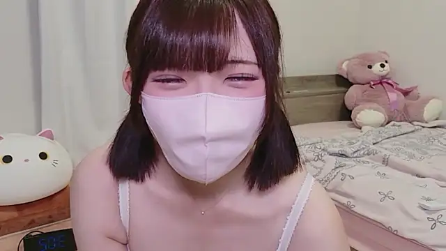 Hiyo0001 xxx strip on cam for live porn chat