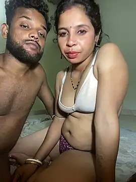 Hornysofiya xxx strip on cam for live porn chat