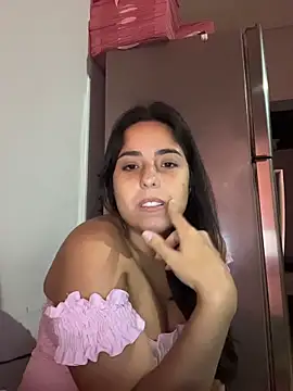 OnMelan xxx strip on cam for live porn chat