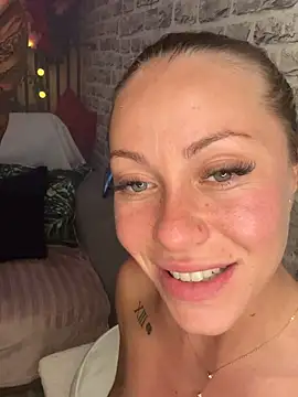 Lorentino_blondie xxx strip on cam for live porn chat