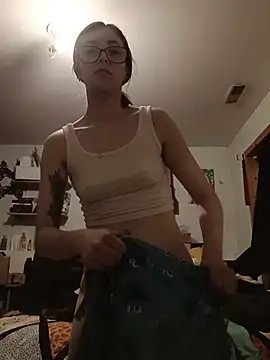 NeedyNina xxx strip on cam for live porn chat