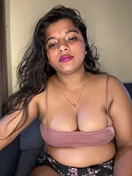 Kitttooo xxx strip on cam for live porn chat
